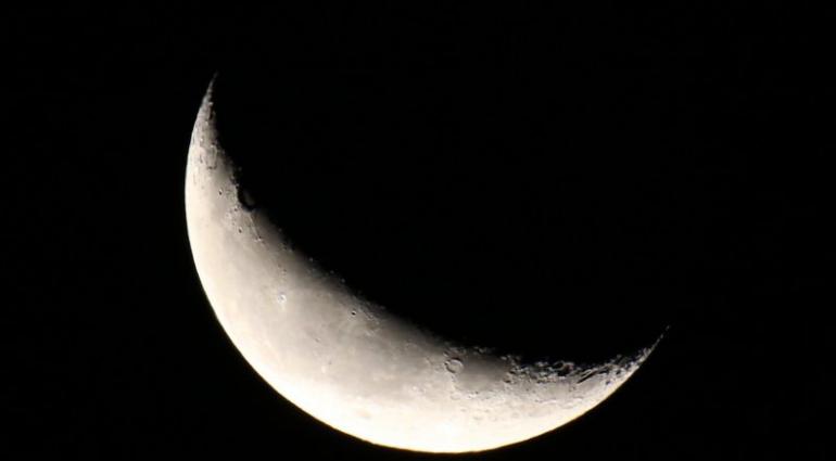 crescentmoon.thumb.jpg.8c36760b9a5c4956728039531a711c66.jpg
