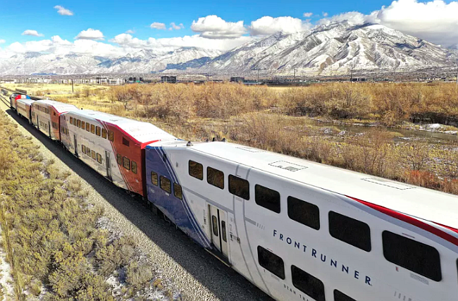 utahtrain.png.1c8c5ba0ef6e347cd08fd602487beb72.png