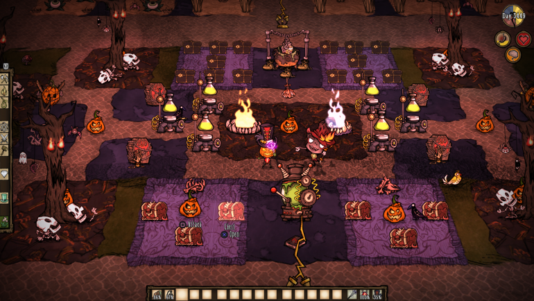 389882964_Halloween2020Pose.thumb.png.21e0dbf42753d135fdbabcc9af3ecaa7.png