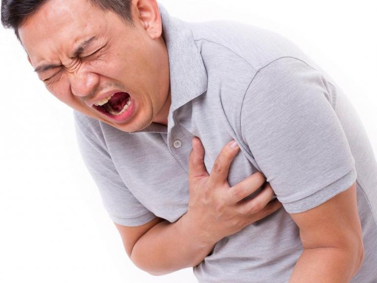 heart-attack.thumb.jpg.e2ec0930ea902ad3bd5d6db0cacfaf3d.jpg