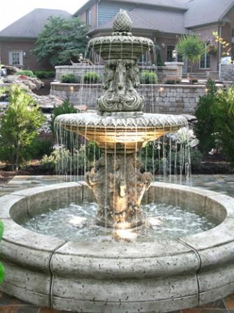 cavalli_with_fiore_pond.jpg.402c8b3aa09e1f7be5537faf39b5f517.jpg