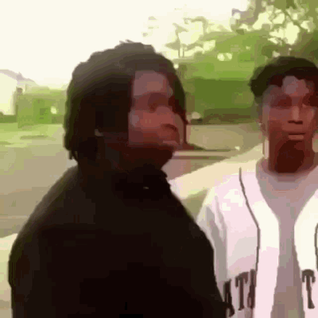 disappearing-rr11.thumb.gif.3baf1a38c59942daad7bf6fba542e4a8.gif