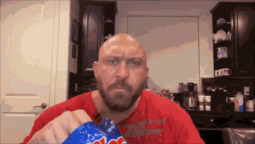 maneatcip.gif.44dcd5d622595110c7cd5fb00fd7e55b.gif