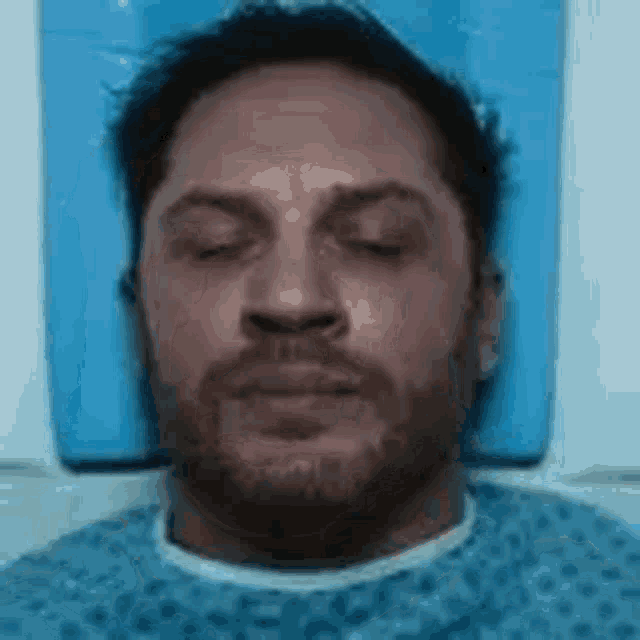 schizo.thumb.gif.31690eb4bd107c542b149d08e5f8595c.gif