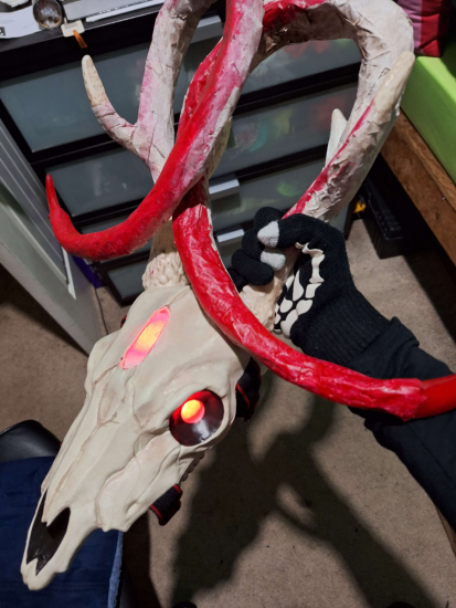 fuelweavercostume3.thumb.png.2742c6c9615b2c7c856bd07dc43b0075.png